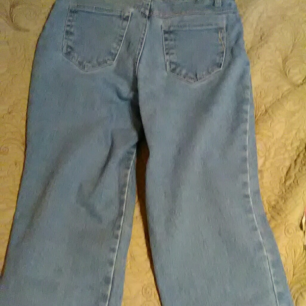 Style & Co faded jeans - Picture 3 of 4